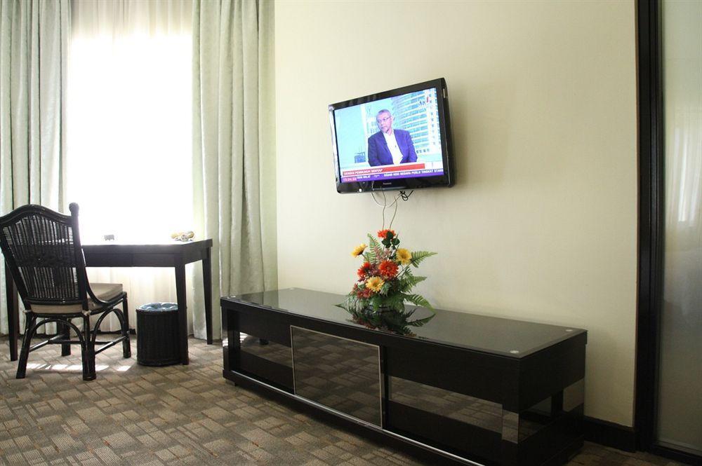 Oyo 89693 Perkasa Hotel Keningau Near Hospital Keningau Eksteriør billede