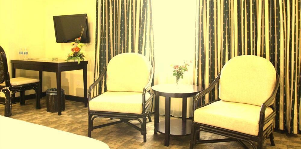 Oyo 89693 Perkasa Hotel Keningau Near Hospital Keningau Eksteriør billede