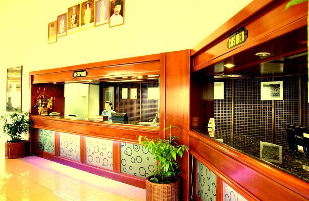 Oyo 89693 Perkasa Hotel Keningau Near Hospital Keningau Eksteriør billede