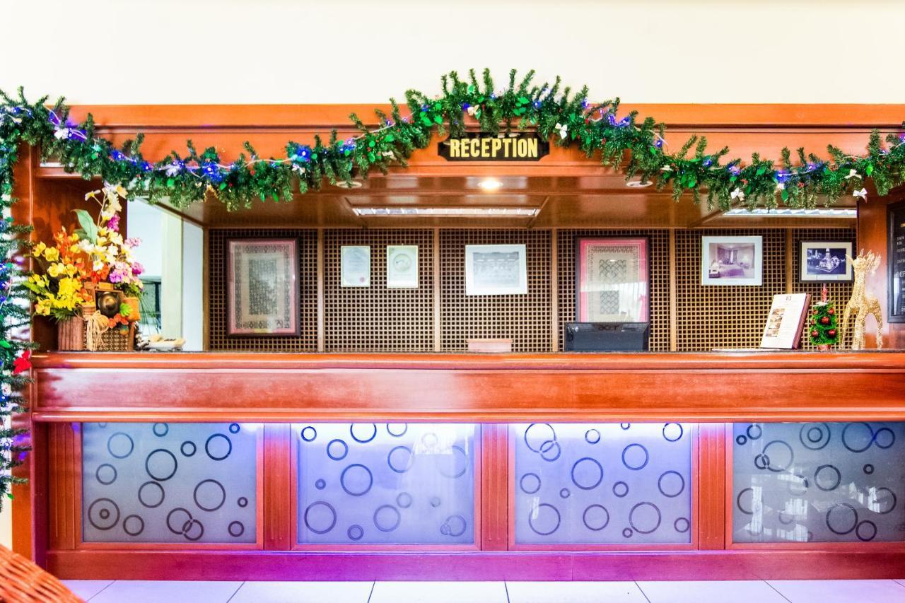 Oyo 89693 Perkasa Hotel Keningau Near Hospital Keningau Eksteriør billede