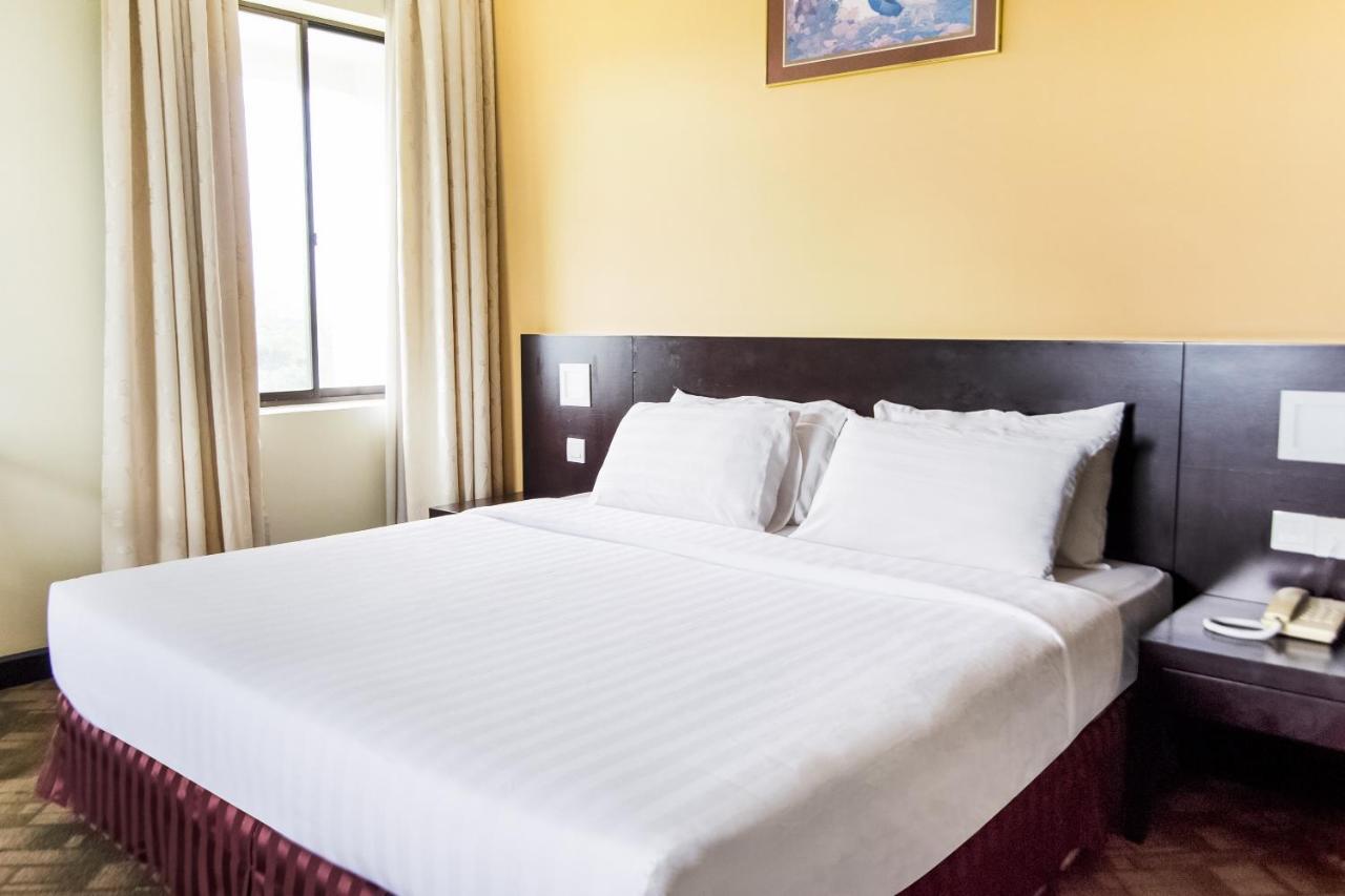 Oyo 89693 Perkasa Hotel Keningau Near Hospital Keningau Eksteriør billede