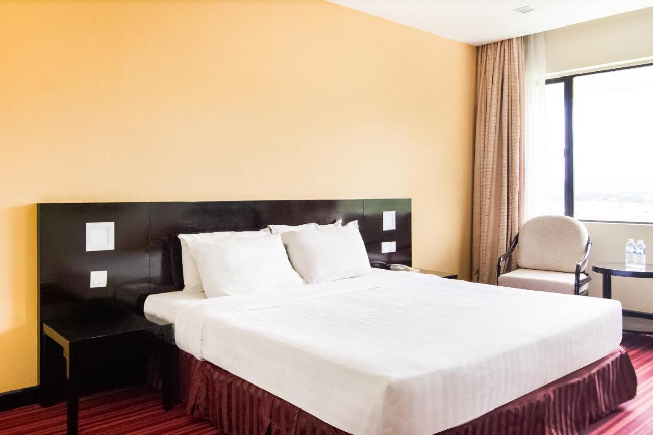 Oyo 89693 Perkasa Hotel Keningau Near Hospital Keningau Eksteriør billede